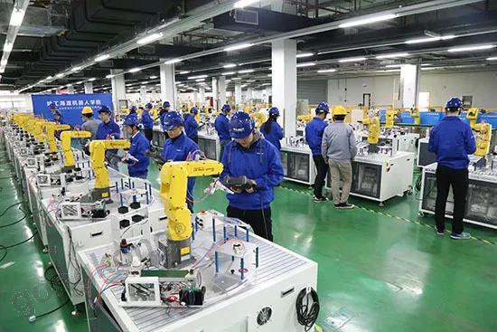 机械工业职业技能鉴定指导中心正式授牌哈工海渡成立&ldquo;机械行业智能制造工业机器人实训基地&rdquo;